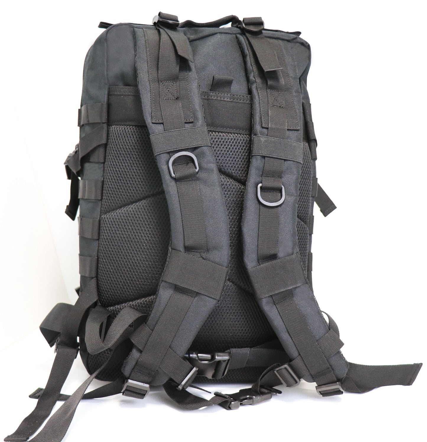 Heavy-Duty Tactical Backpack090